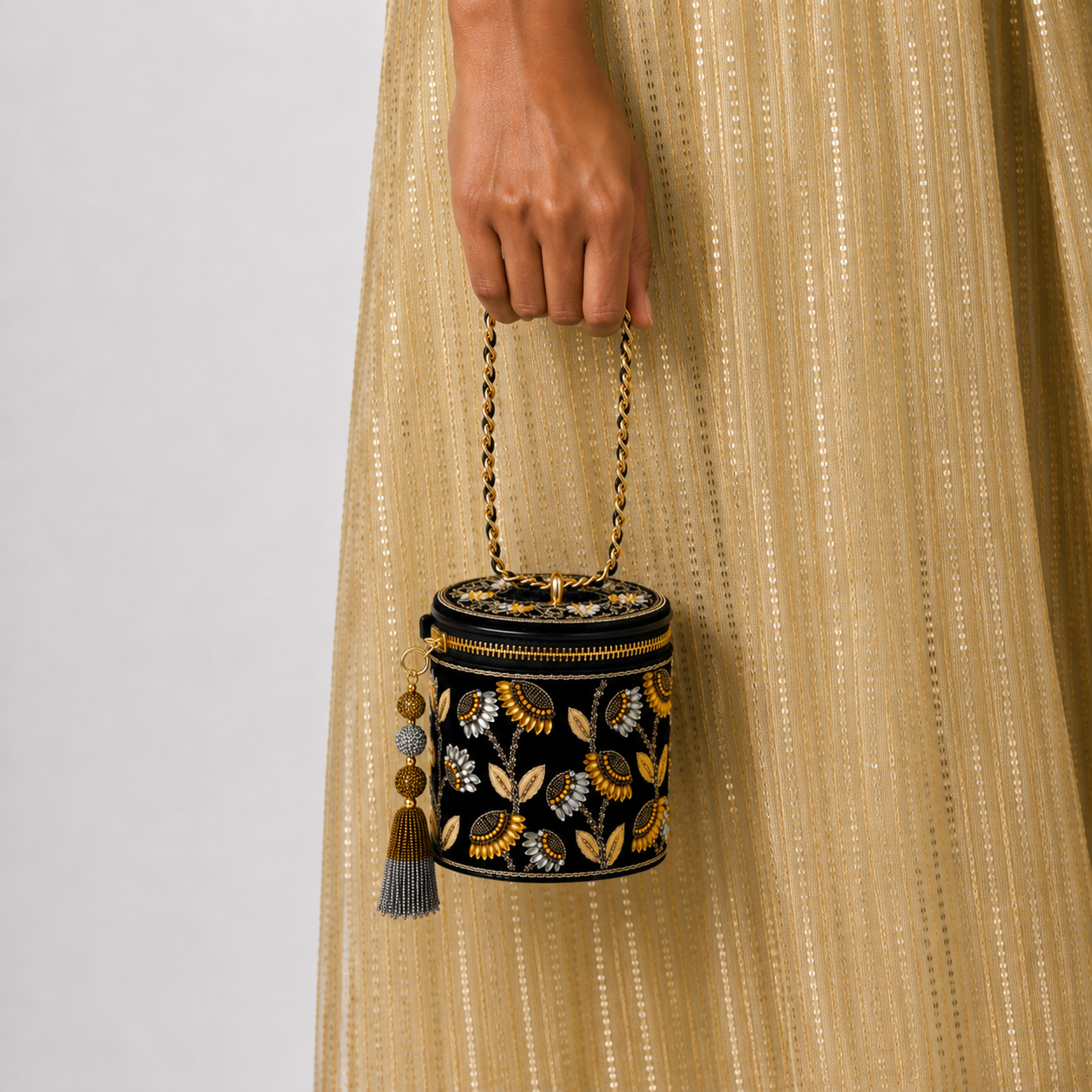 The Golden Foliage Bucket Bag