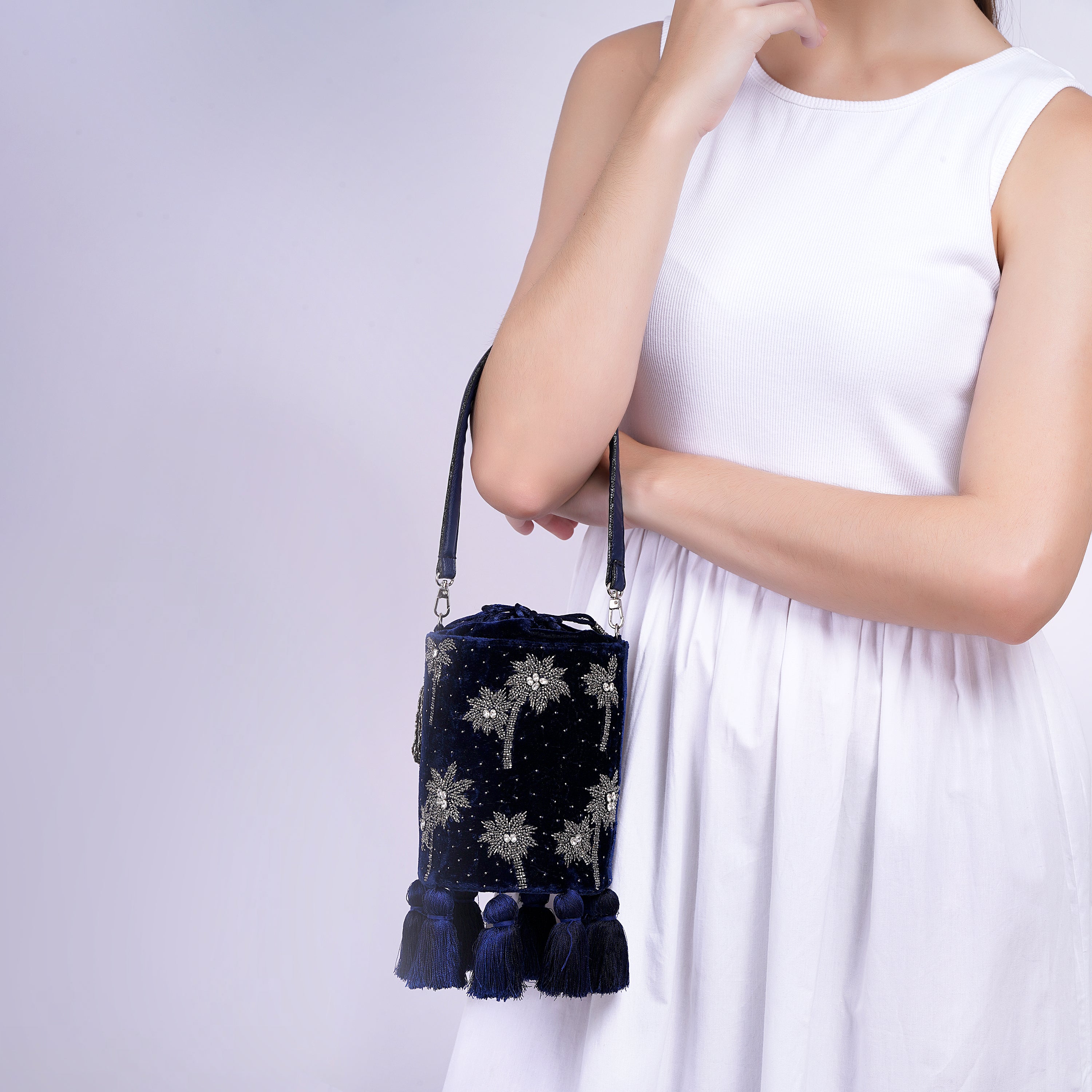 Lux Palm Bucket Bag