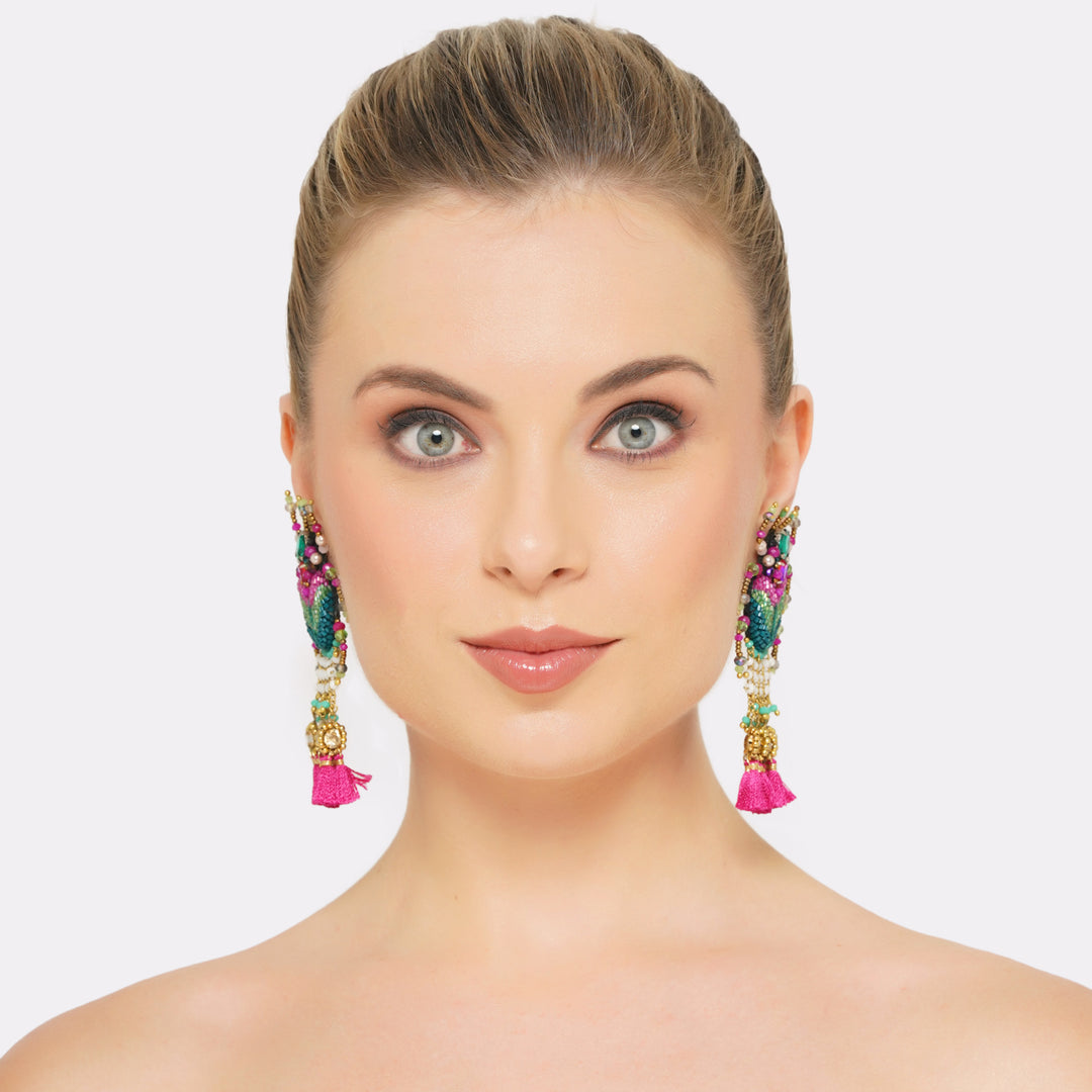 Spotty Moth Hop Earring