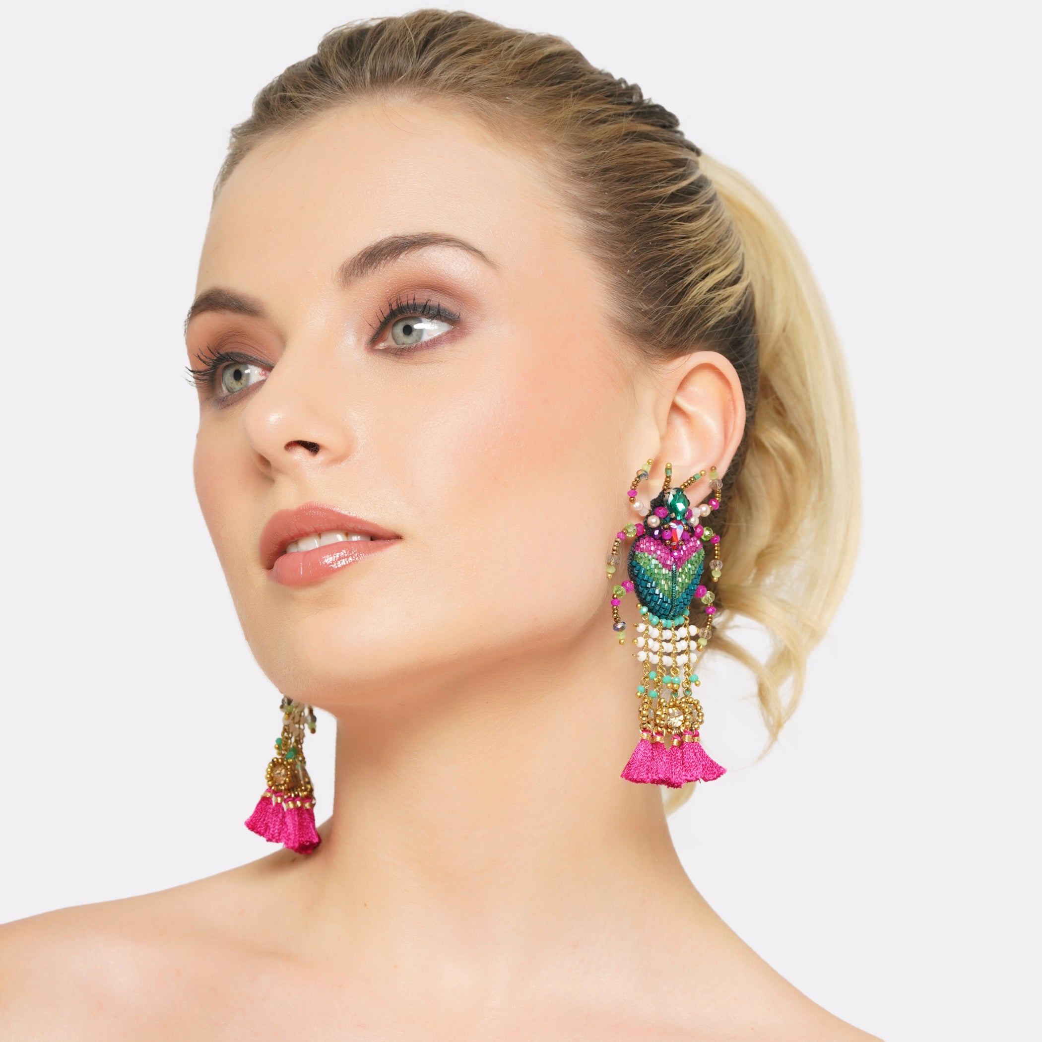 Spotty Moth Hop Earring