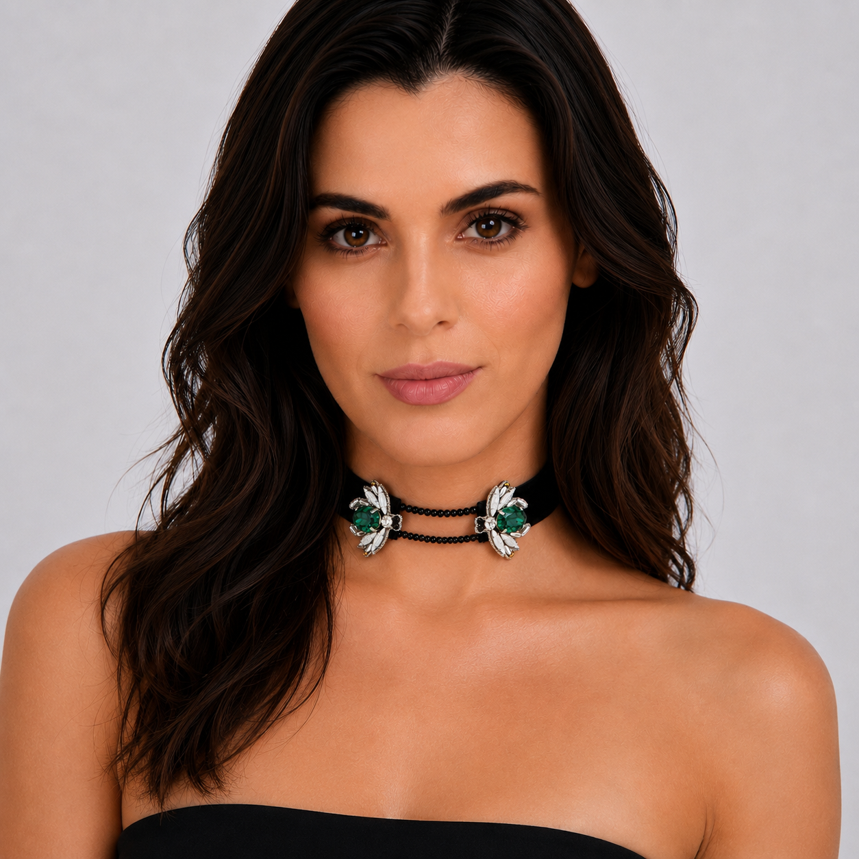 Emerald Charm Choker Necklace